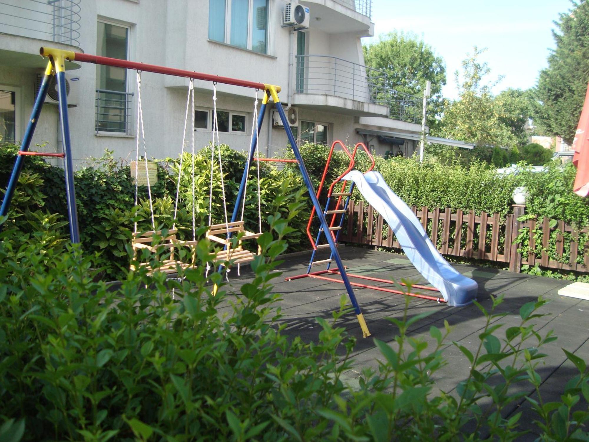 Hotel Astra Ravda Exterior photo