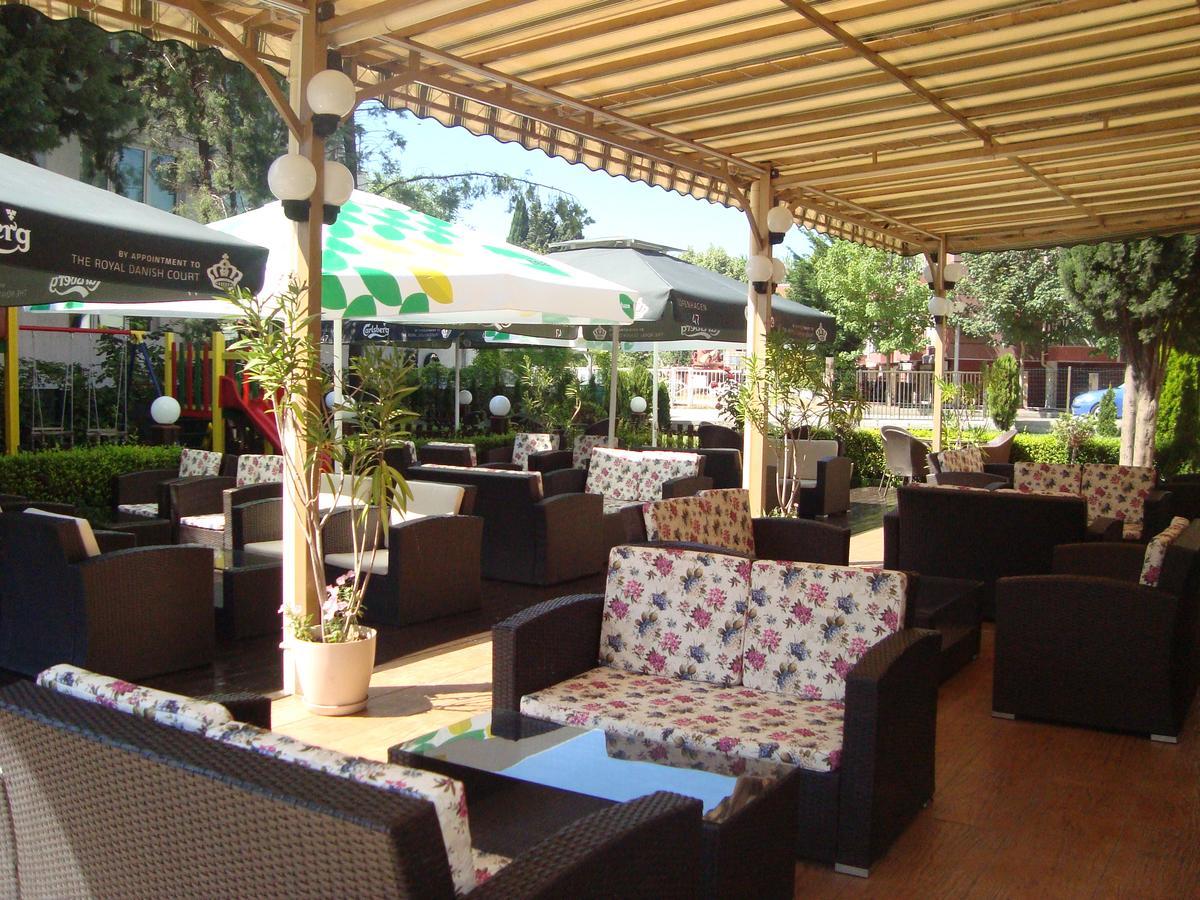 Hotel Astra Ravda Exterior photo