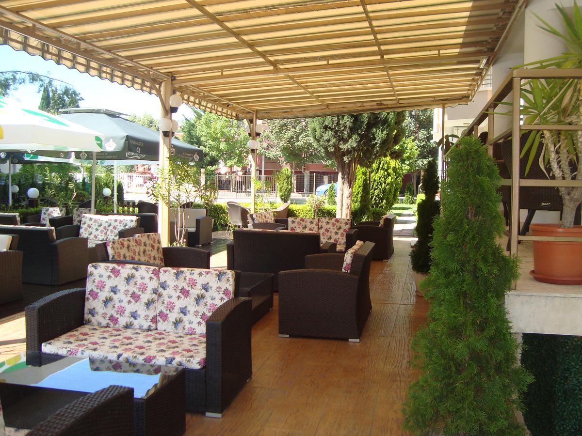 Hotel Astra Ravda Exterior photo